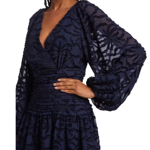 NWT Tanya Taylor Eva Navy Blue Burnout Puff Sleeve Shirred Mini Dress Size 4 - Picture 3 of 13